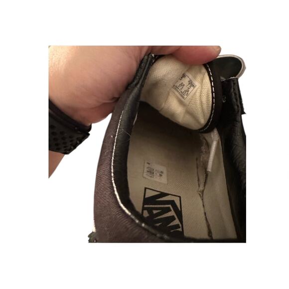 Women's Black Old Skool Vans - Picture 5 of 5